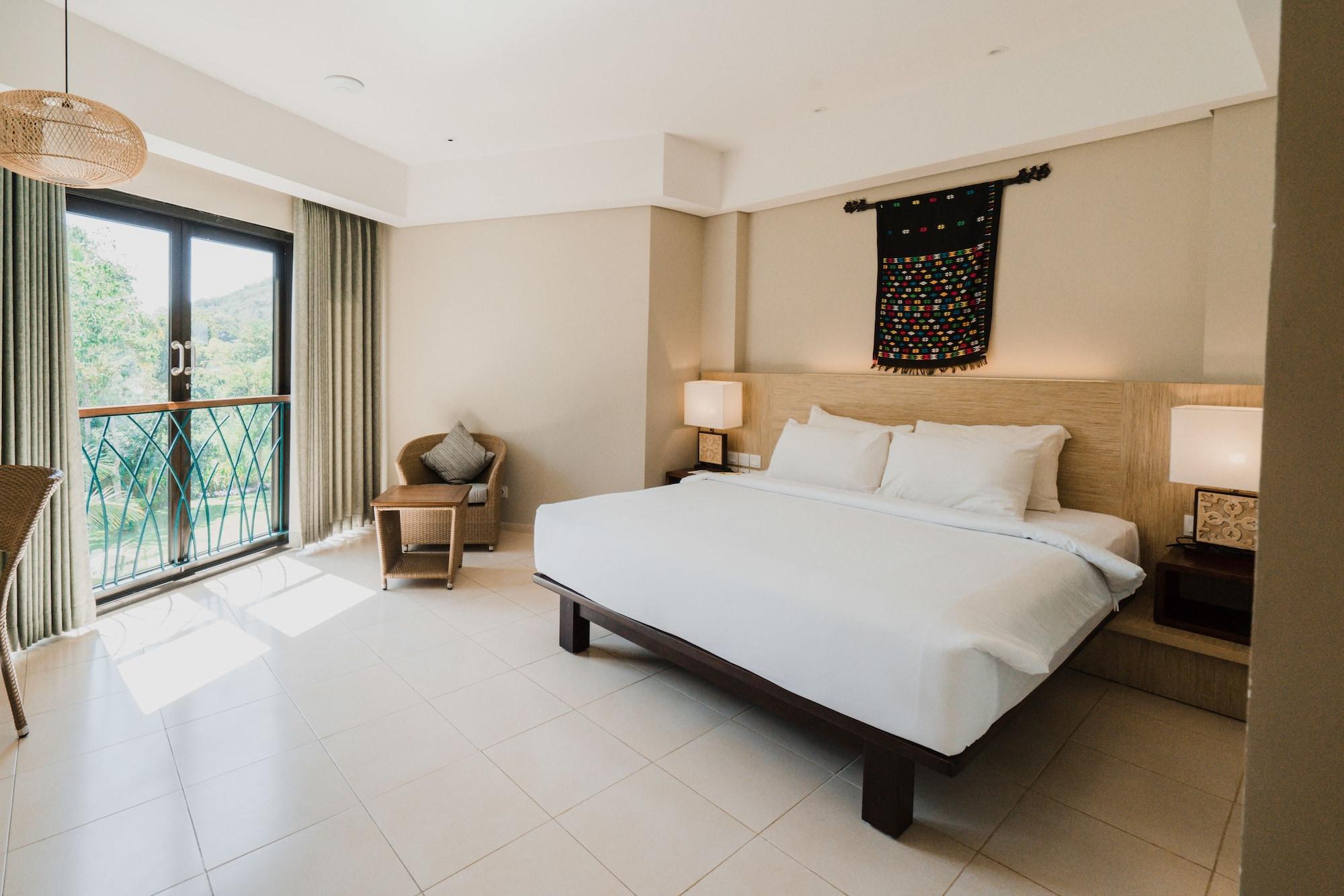 Hotel Bintang Flores 4*